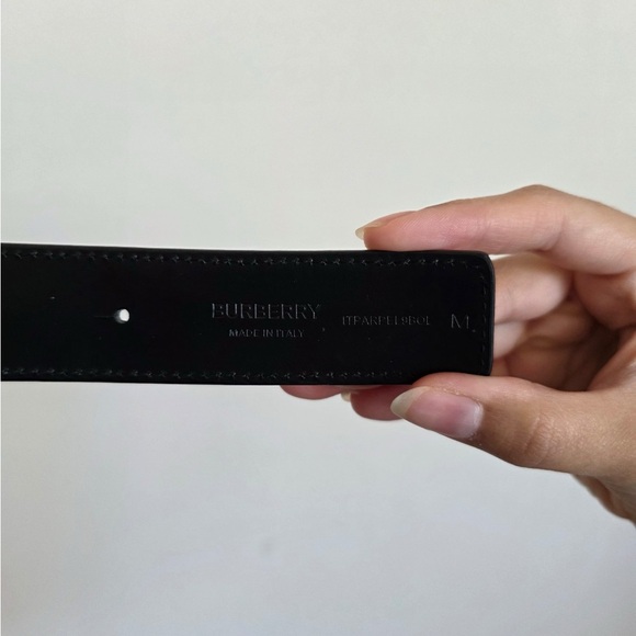 Burberry belt - Picture 3 of 7